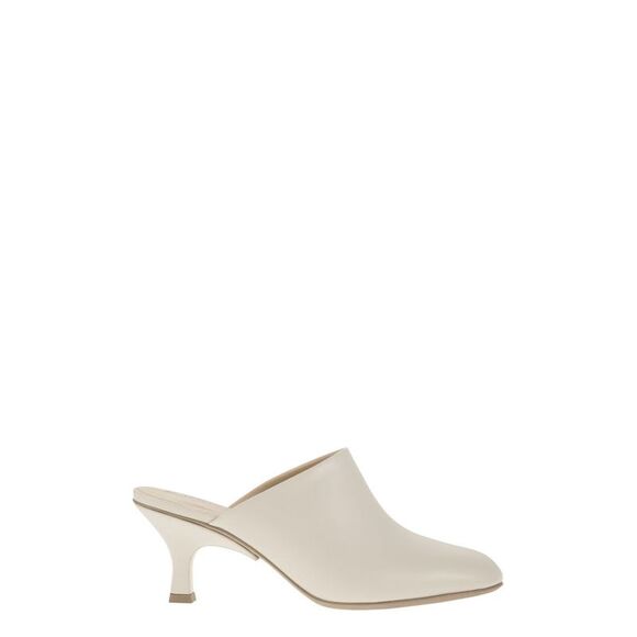 Leather Sabot with Narrow Heel cm